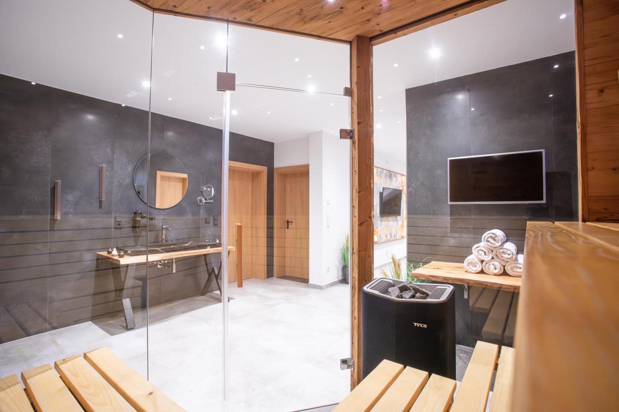 Private Spa & Garden Alpi Гармиш-Партенкирхен Экстерьер фото