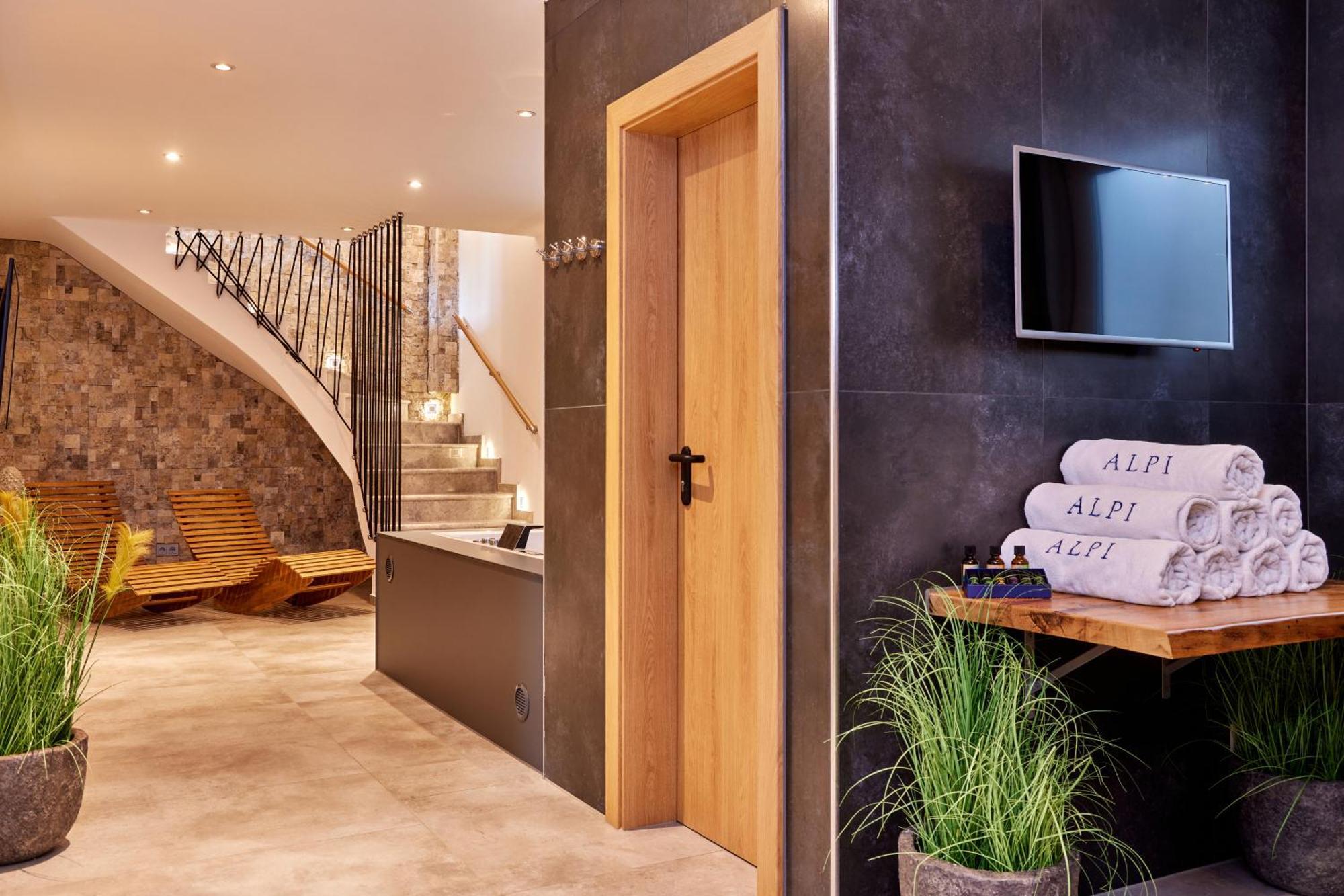Private Spa & Garden Alpi Гармиш-Партенкирхен Экстерьер фото